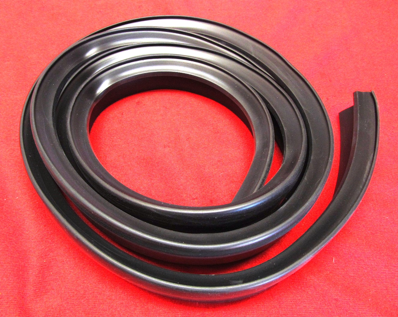1 1/2" Wide Wing Root Seal